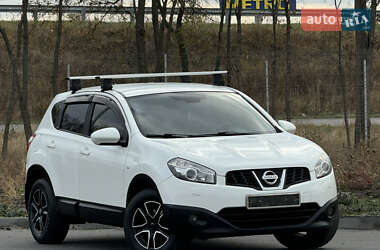 Внедорожник / Кроссовер Nissan Qashqai 2011 в Днепре