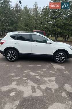 Внедорожник / Кроссовер Nissan Qashqai 2011 в Нежине