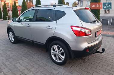 Внедорожник / Кроссовер Nissan Qashqai 2010 в 