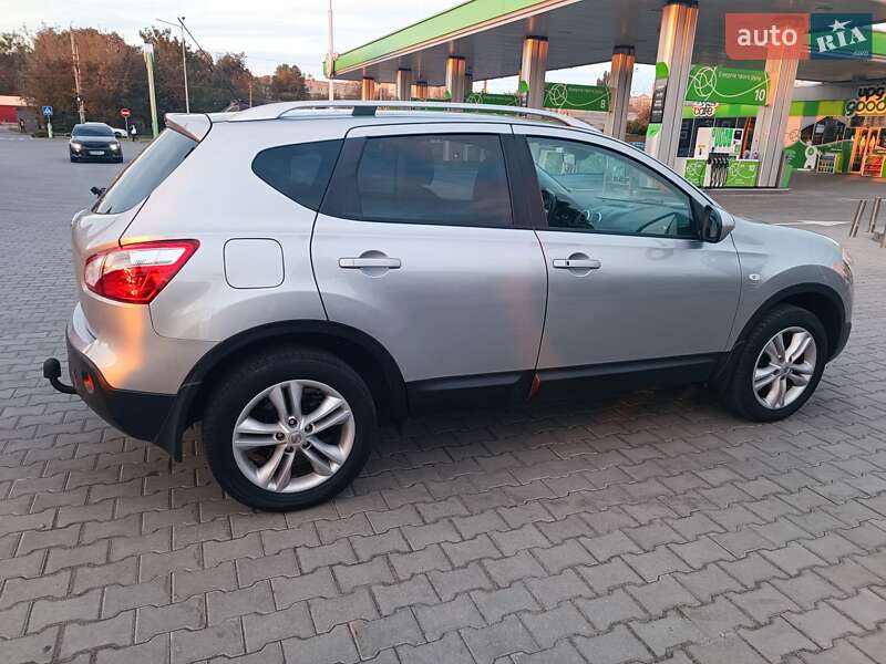 Внедорожник / Кроссовер Nissan Qashqai 2010 в Виннице