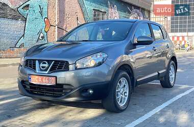 Внедорожник / Кроссовер Nissan Qashqai 2011 в Луцке