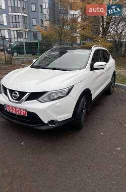 Внедорожник / Кроссовер Nissan Qashqai 2014 в Луцке