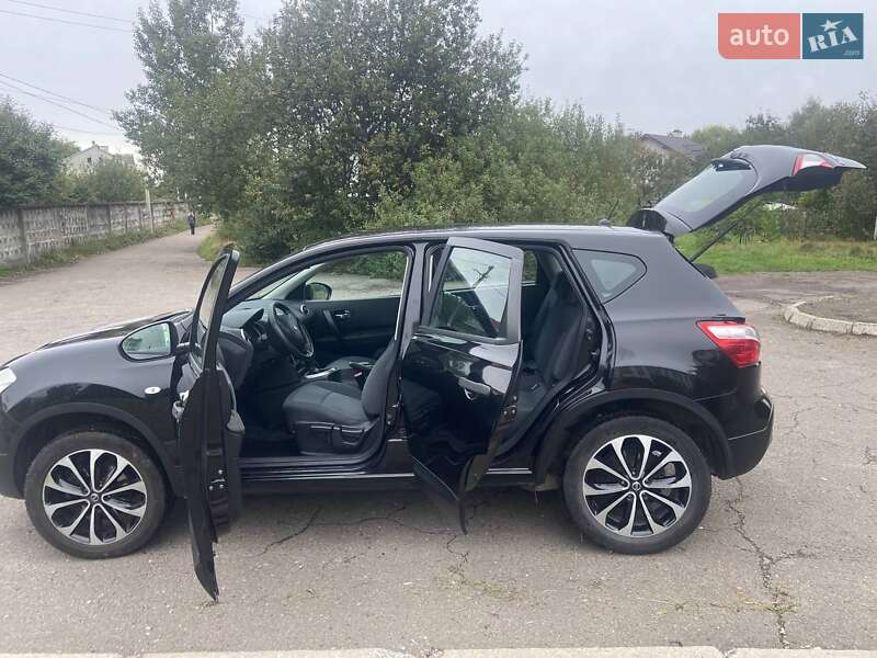 Внедорожник / Кроссовер Nissan Qashqai 2010 в Львове фото 9 Внедорожник / Кроссовер Nissan Qashqai 2010 в Львове