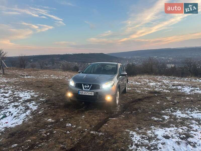 Внедорожник / Кроссовер Nissan Qashqai 2011 в Могилев-Подольске