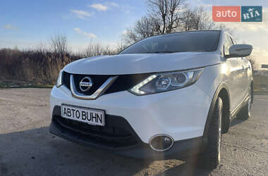 Позашляховик / Кросовер Nissan Qashqai 2016 в Львові