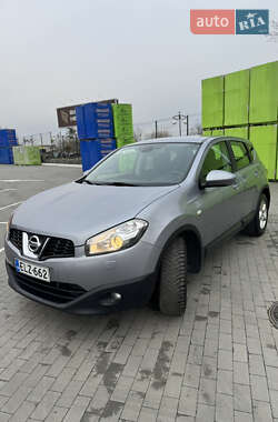 Позашляховик / Кросовер Nissan Qashqai 2011 в Умані