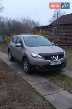 Внедорожник / Кроссовер Nissan Qashqai 2010 в Новых Санжарах