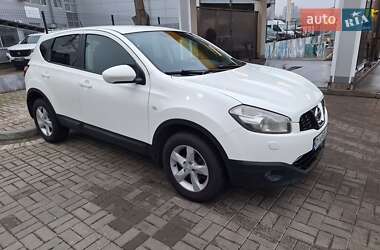 Позашляховик / Кросовер Nissan Qashqai 2013 в Києві