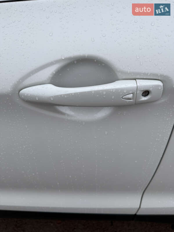 Внедорожник / Кроссовер Nissan Qashqai 2017 в Заречном