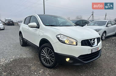 Внедорожник / Кроссовер Nissan Qashqai 2011 в Ровно