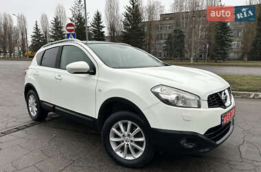 Позашляховик / Кросовер Nissan Qashqai 2010 в Миргороді