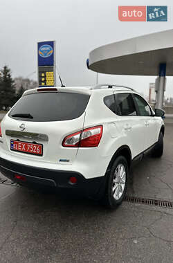 Позашляховик / Кросовер Nissan Qashqai 2010 в Миргороді