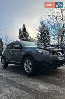 Позашляховик / Кросовер Nissan Qashqai 2010 в Хмельницькому