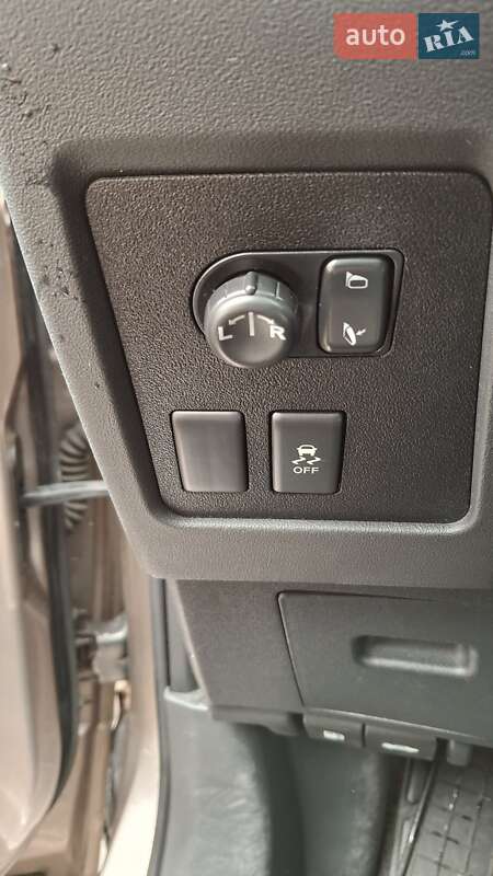 Внедорожник / Кроссовер Nissan Qashqai 2011 в Черновцах фото 12 Внедорожник / Кроссовер Nissan Qashqai 2011 в Черновцах