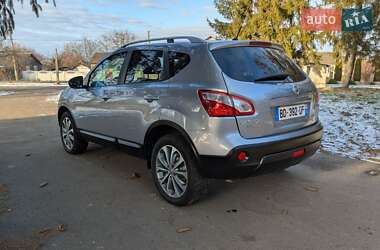 Позашляховик / Кросовер Nissan Qashqai 2010 в Дубні