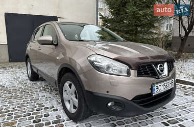 Внедорожник / Кроссовер Nissan Qashqai 2013 в Золочеве