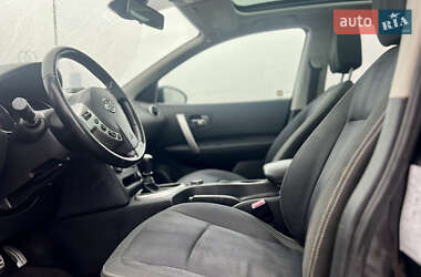 Внедорожник / Кроссовер Nissan Qashqai 2010 в 