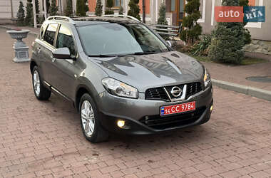 Внедорожник / Кроссовер Nissan Qashqai 2011 в Стрые