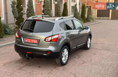 Внедорожник / Кроссовер Nissan Qashqai 2011 в Стрые