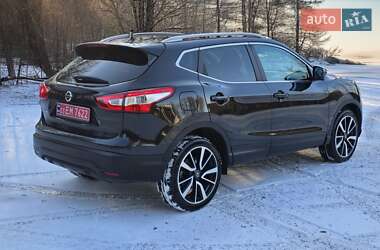 Внедорожник / Кроссовер Nissan Qashqai 2016 в Житомире