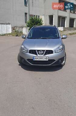 Позашляховик / Кросовер Nissan Qashqai 2012 в Житомирі