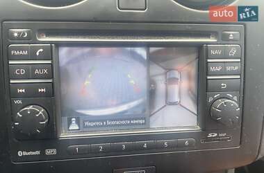 Внедорожник / Кроссовер Nissan Qashqai 2012 в 