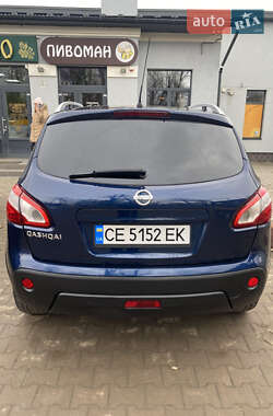 Внедорожник / Кроссовер Nissan Qashqai 2010 в Черновцах