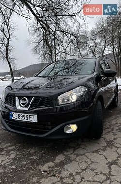 Внедорожник / Кроссовер Nissan Qashqai 2010 в Вижнице