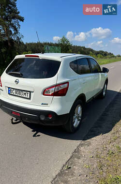 Позашляховик / Кросовер Nissan Qashqai 2011 в Рава-Руській