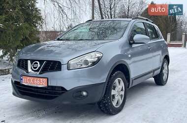 Позашляховик / Кросовер Nissan Qashqai 2010 в Луцьку