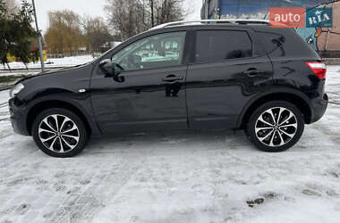 Позашляховик / Кросовер Nissan Qashqai 2011 в Луцьку