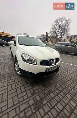 Позашляховик / Кросовер Nissan Qashqai 2012 в Кам'янському