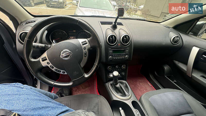 Позашляховик / Кросовер Nissan Qashqai 2011 в Івано-Франківську