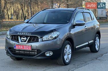 Позашляховик / Кросовер Nissan Qashqai 2013 в Умані