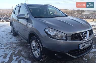 Позашляховик / Кросовер Nissan Qashqai 2011 в Чернівцях