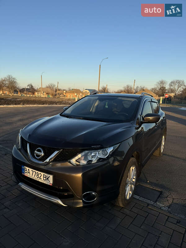 Внедорожник / Кроссовер Nissan Qashqai 2016 в 