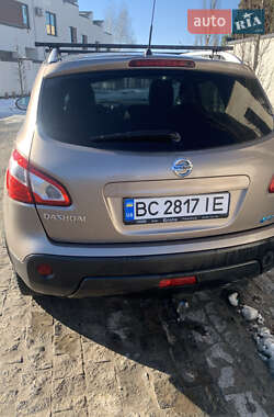 Позашляховик / Кросовер Nissan Qashqai 2012 в Львові