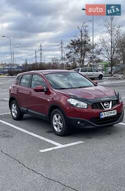 Позашляховик / Кросовер Nissan Qashqai 2012 в Києві