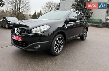 Позашляховик / Кросовер Nissan Qashqai 2012 в Рівному