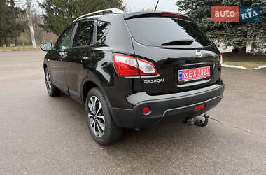 Позашляховик / Кросовер Nissan Qashqai 2012 в Рівному