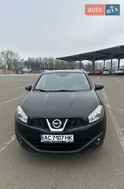 Позашляховик / Кросовер Nissan Qashqai 2011 в Києві