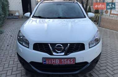 Внедорожник / Кроссовер Nissan Qashqai 2010 в 
