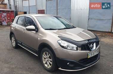 Позашляховик / Кросовер Nissan Qashqai 2011 в Чернігові