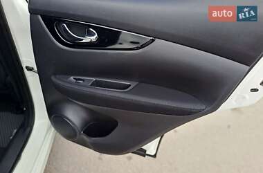 Внедорожник / Кроссовер Nissan Qashqai 2014 в Ивано-Франковске