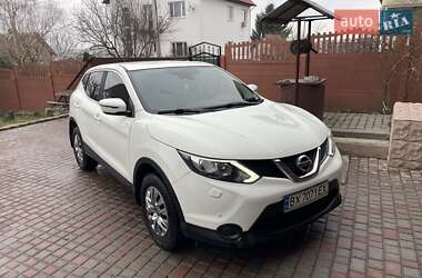 Внедорожник / Кроссовер Nissan Qashqai 2015 в Хмельницком