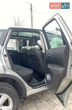 Внедорожник / Кроссовер Nissan Qashqai 2007 в 