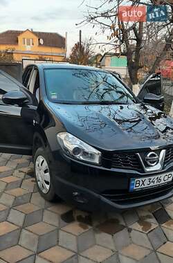 Позашляховик / Кросовер Nissan Qashqai 2011 в Волочиську