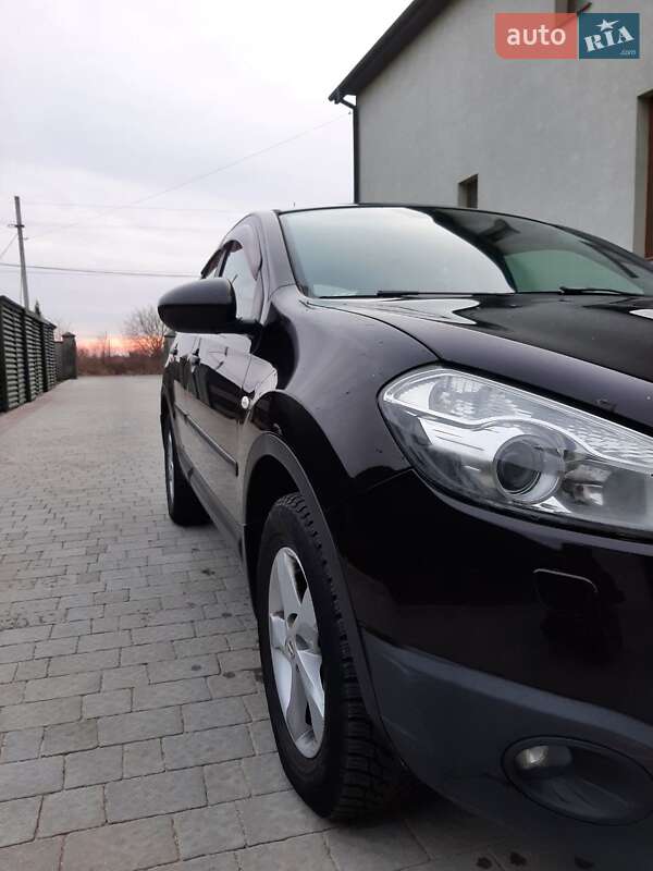 Внедорожник / Кроссовер Nissan Qashqai 2012 в Луцке