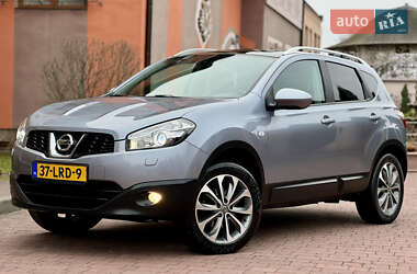 Позашляховик / Кросовер Nissan Qashqai 2011 в Стрию