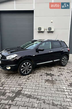 Внедорожник / Кроссовер Nissan Qashqai 2010 в 